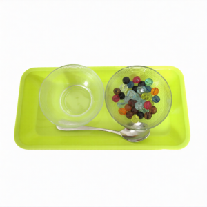 Bài học xúc hạt với thìa to