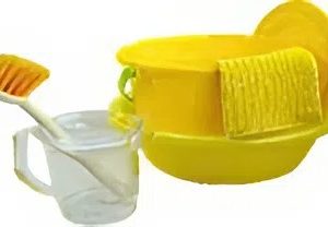 Rửa và lau khô đĩa